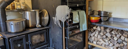 Der Holzbackofen wurde bereits für besondere Anlässe zum Backen genutzt.